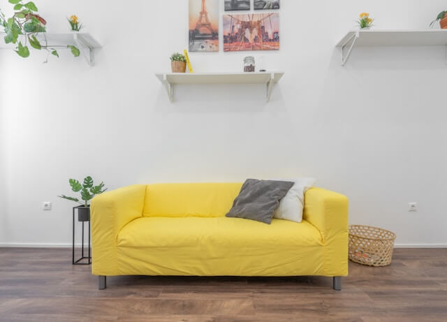 sofa-yellow